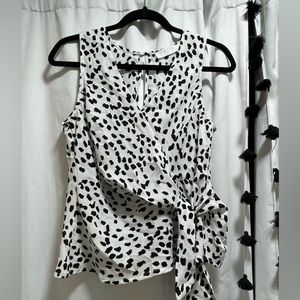 ASTR Sleeveless Blouse